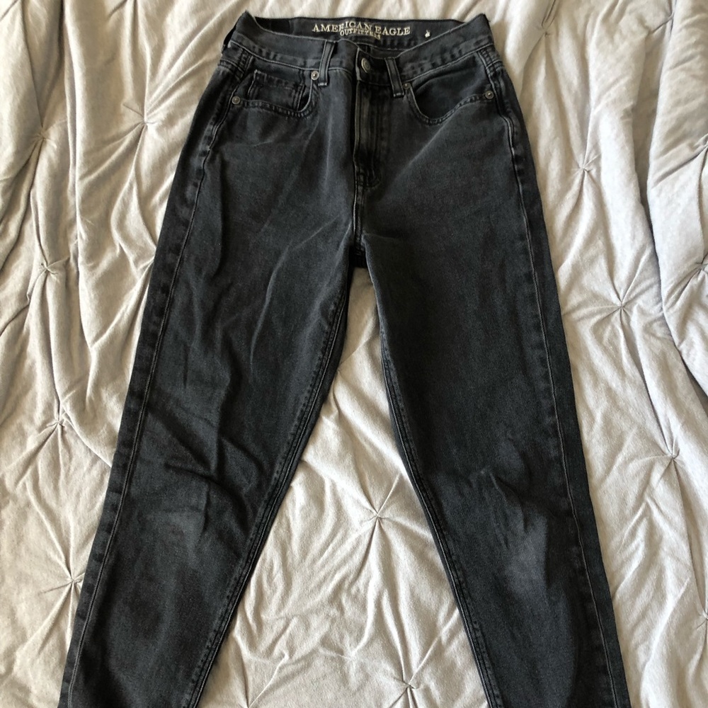 american eagle faded black mom jeans